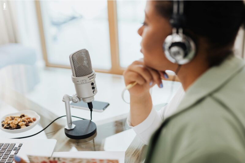 Comedy - female - Podcaster