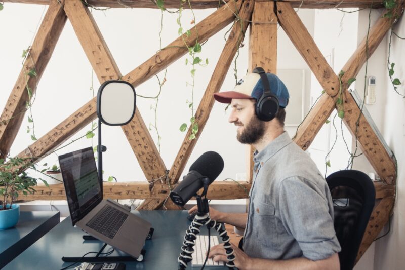 ba-podcasters-05-web